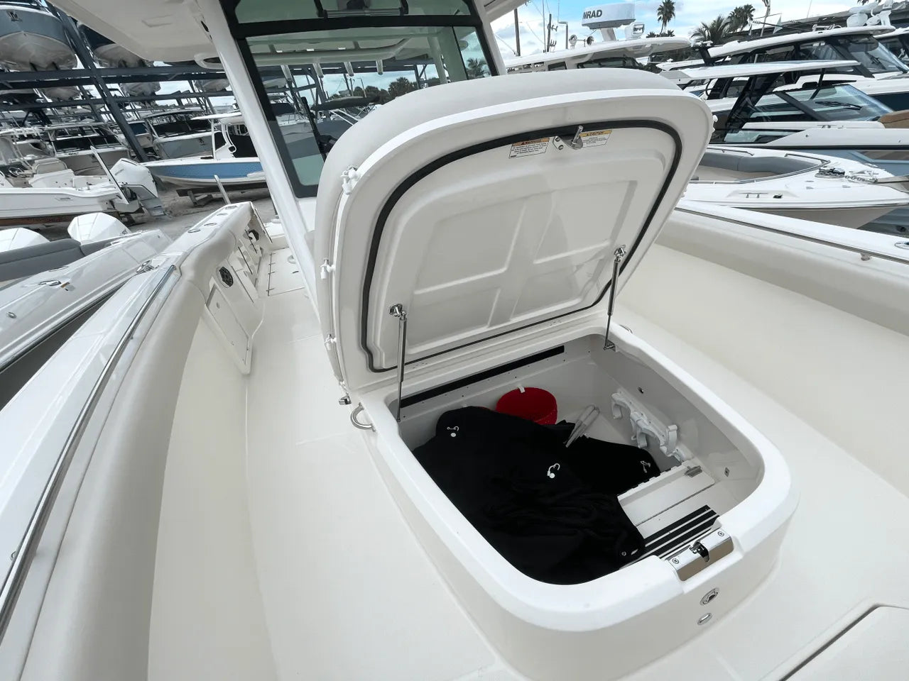 2025 Boston Whaler 330 Outrage 33.0 feet, Clearwater, Florida #30