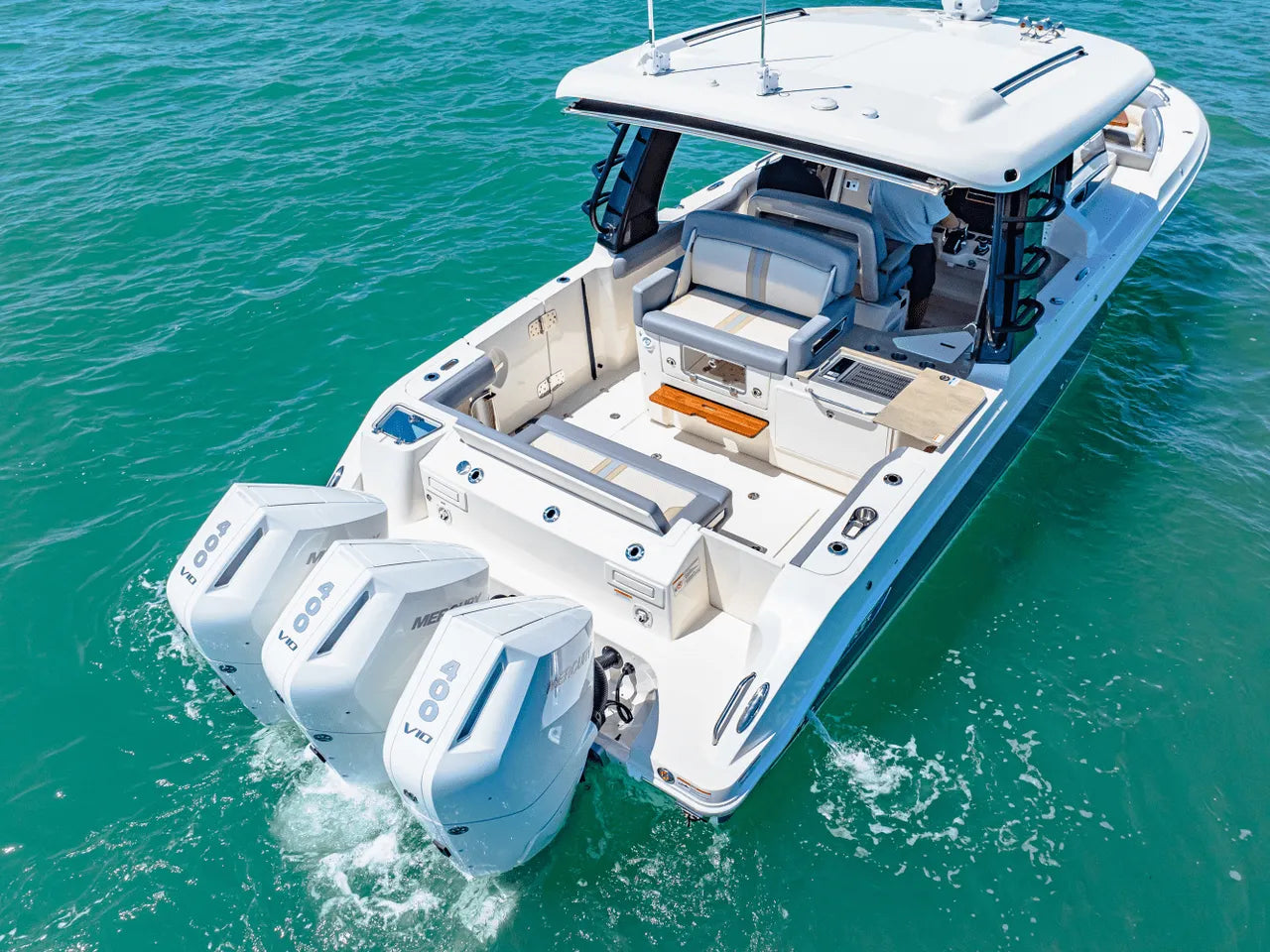2025 Boston Whaler 350 Realm 35.0 feet, Clearwater, Florida #18