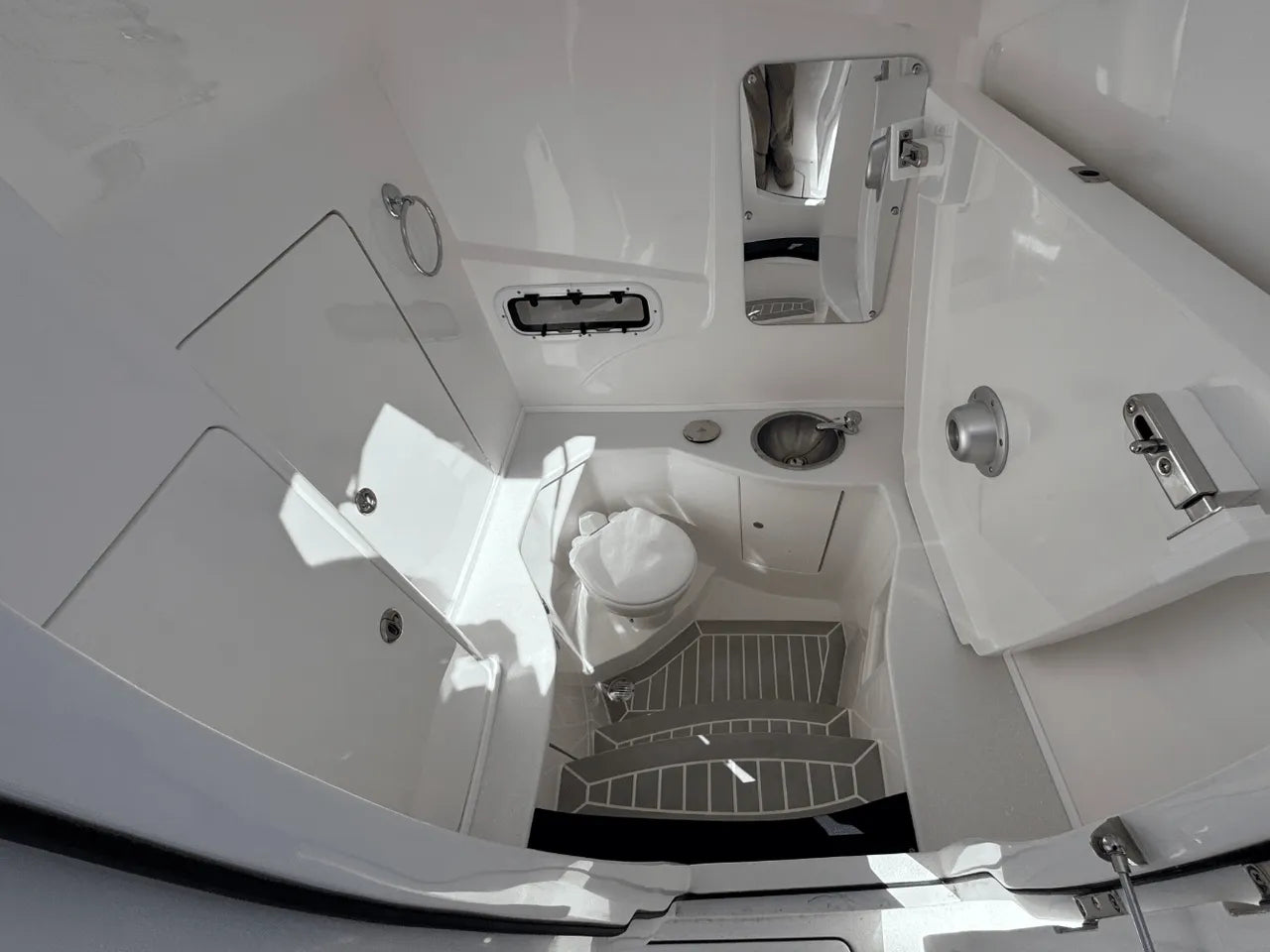 2025 Intrepid 345 NOMAD SE 34.0 feet, Clearwater, Florida #49