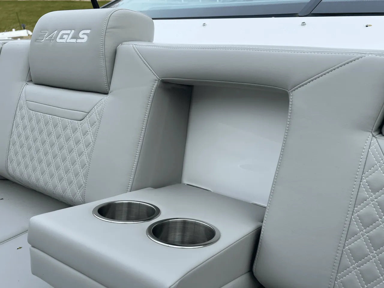 2025 Cruisers Yachts 34 GLS 34.0 feet, Clearwater, Florida #54