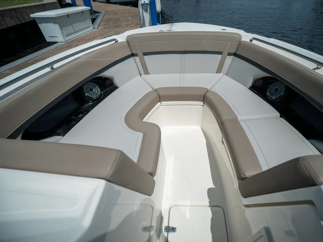 2025 Boston Whaler 240 Vantage 24.0 feet, Clearwater, Florida #19