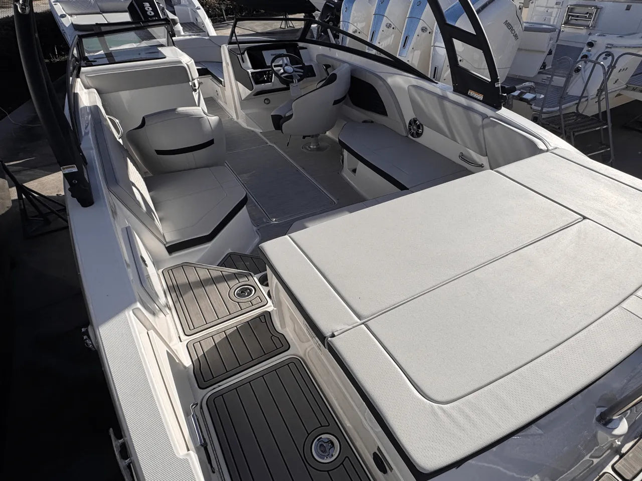 2025 Sea Ray SPX 230 Outboard 23.0 feet, Clearwater, Florida #8