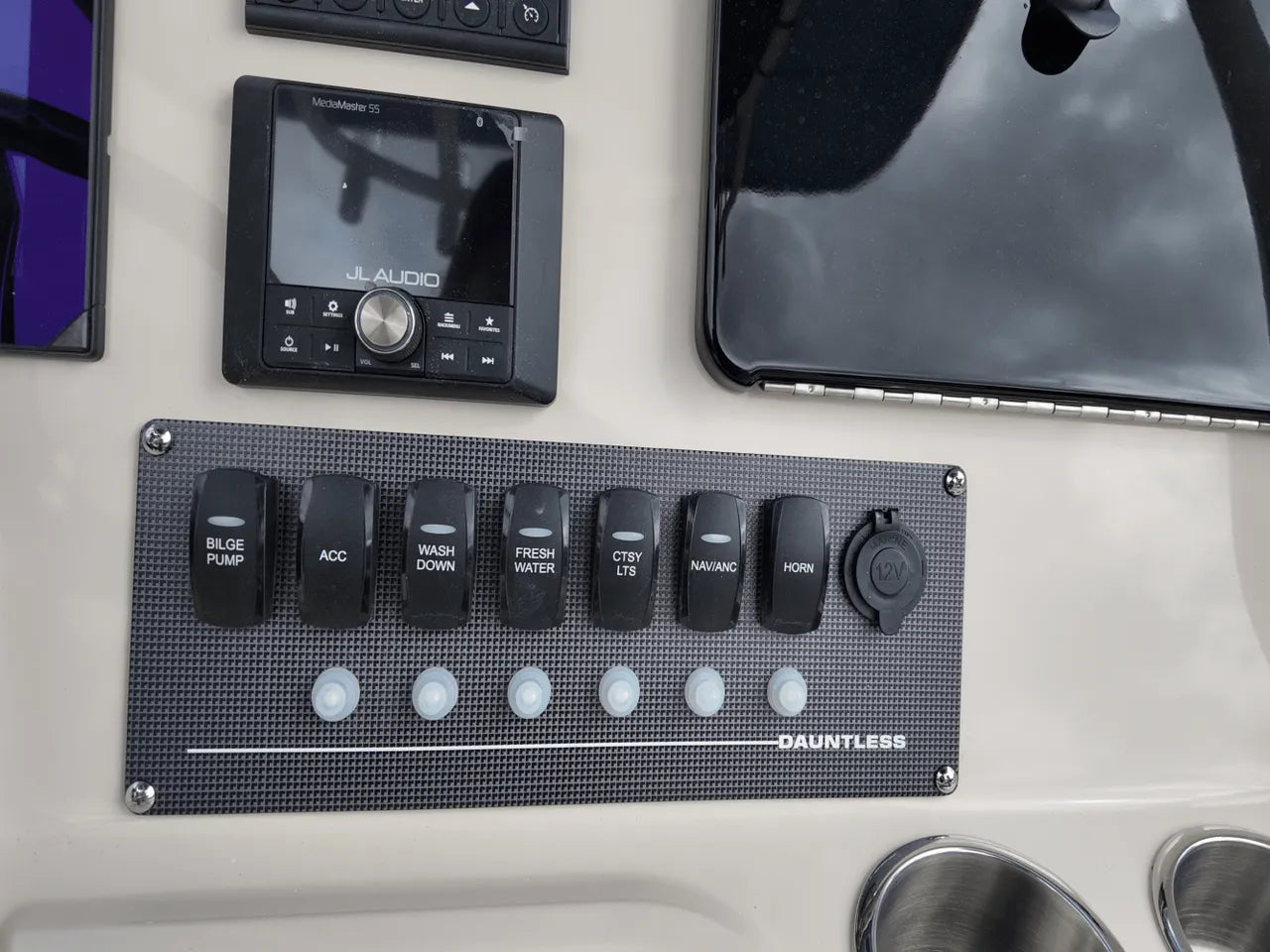 2025 Boston Whaler 220 Dauntless 22.0 feet, Clearwater, Florida #20