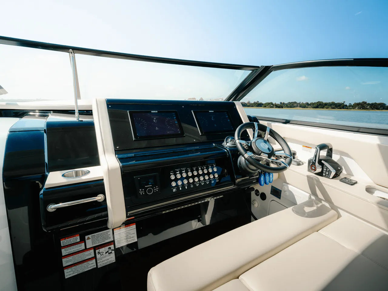 2025 Cruisers Yachts 38 GLS Outboard 38.0 feet, Clearwater, Florida #13