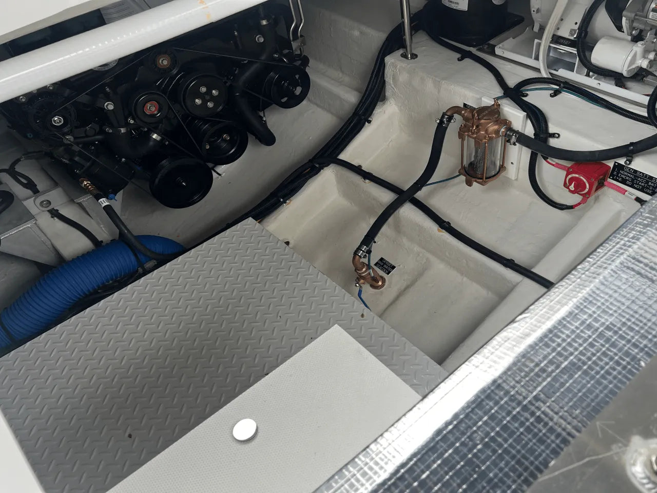 2025 Cruisers Yachts 34 GLS 34.0 feet, Clearwater, Florida #57