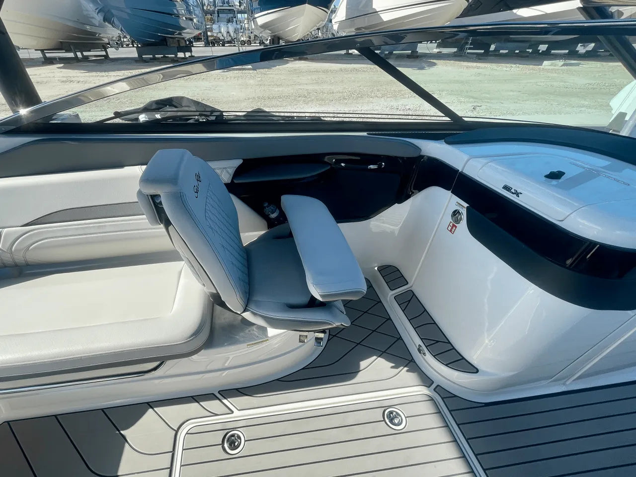 2025 Sea Ray SLX 260 Outboard 26.0 feet, Clearwater, Florida #12