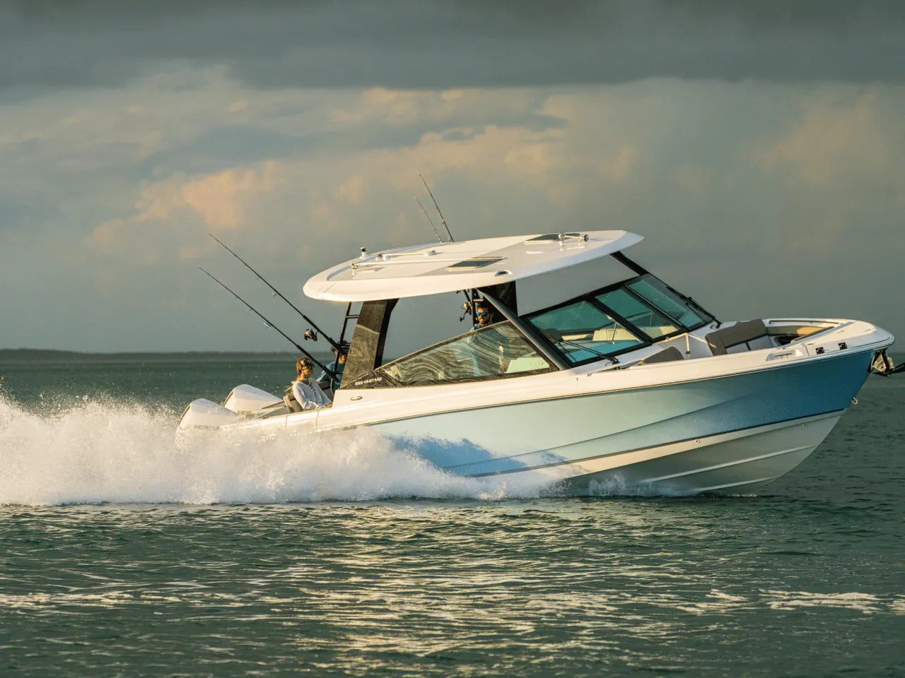 2026 Boston Whaler 330 Vantage 33.0 feet, Clearwater, Florida #2
