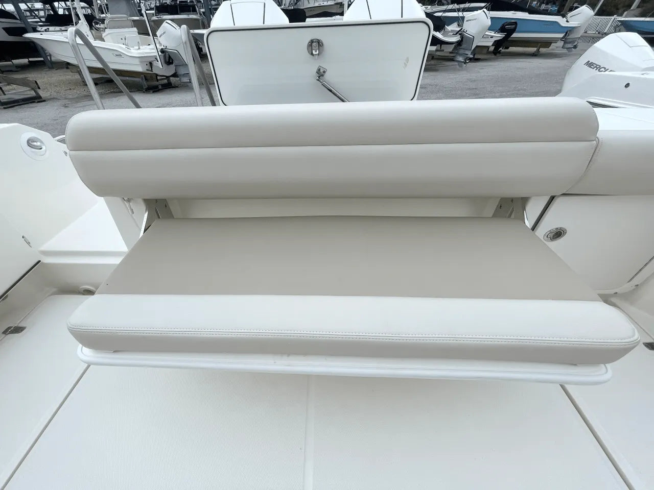 2025 Boston Whaler 330 Outrage 33.0 feet, Clearwater, Florida #13