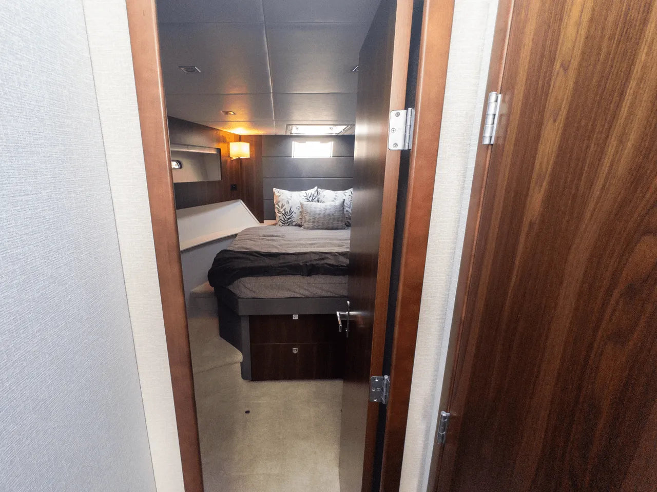 2024 Cruisers Yachts 42 Cantius 42.0 feet, Clearwater, Florida #58