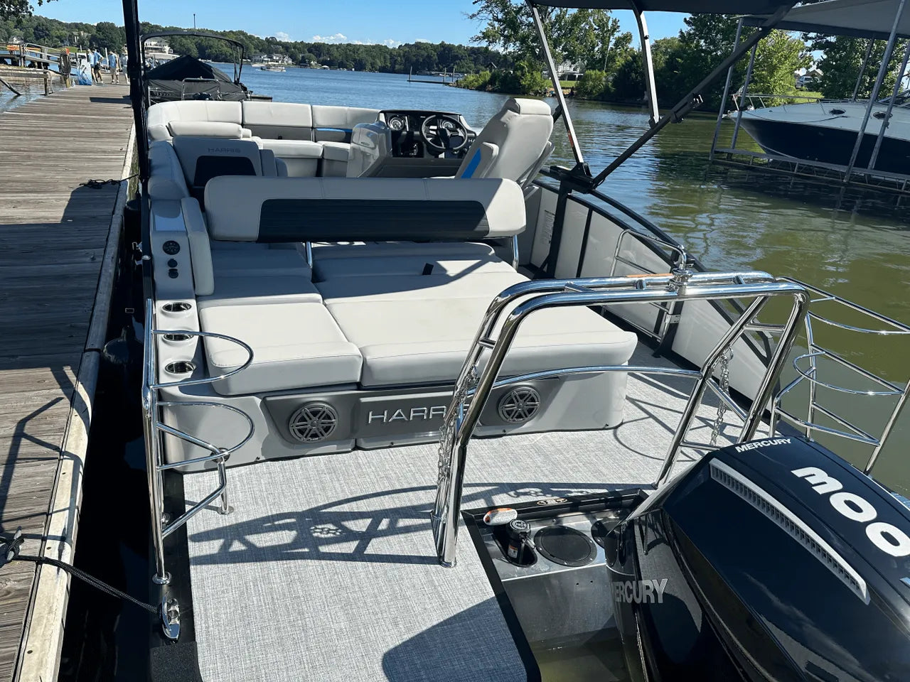 2025 Harris 230 Solstice 23.0 feet, Clearwater, Florida #9
