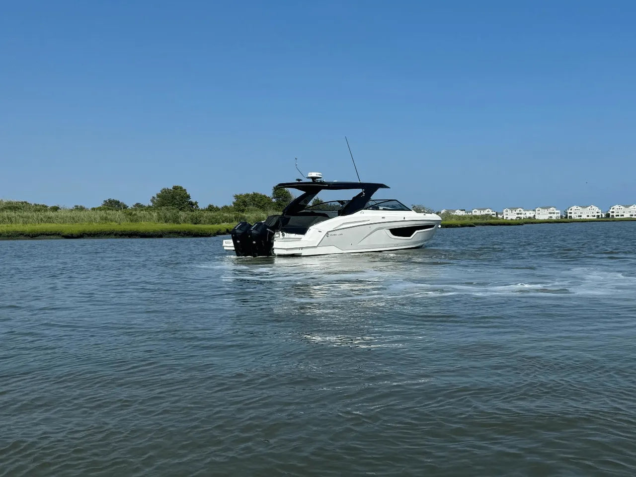 2025 Cruisers Yachts 34 GLS Outboard 34.0 feet, Clearwater, Florida #14