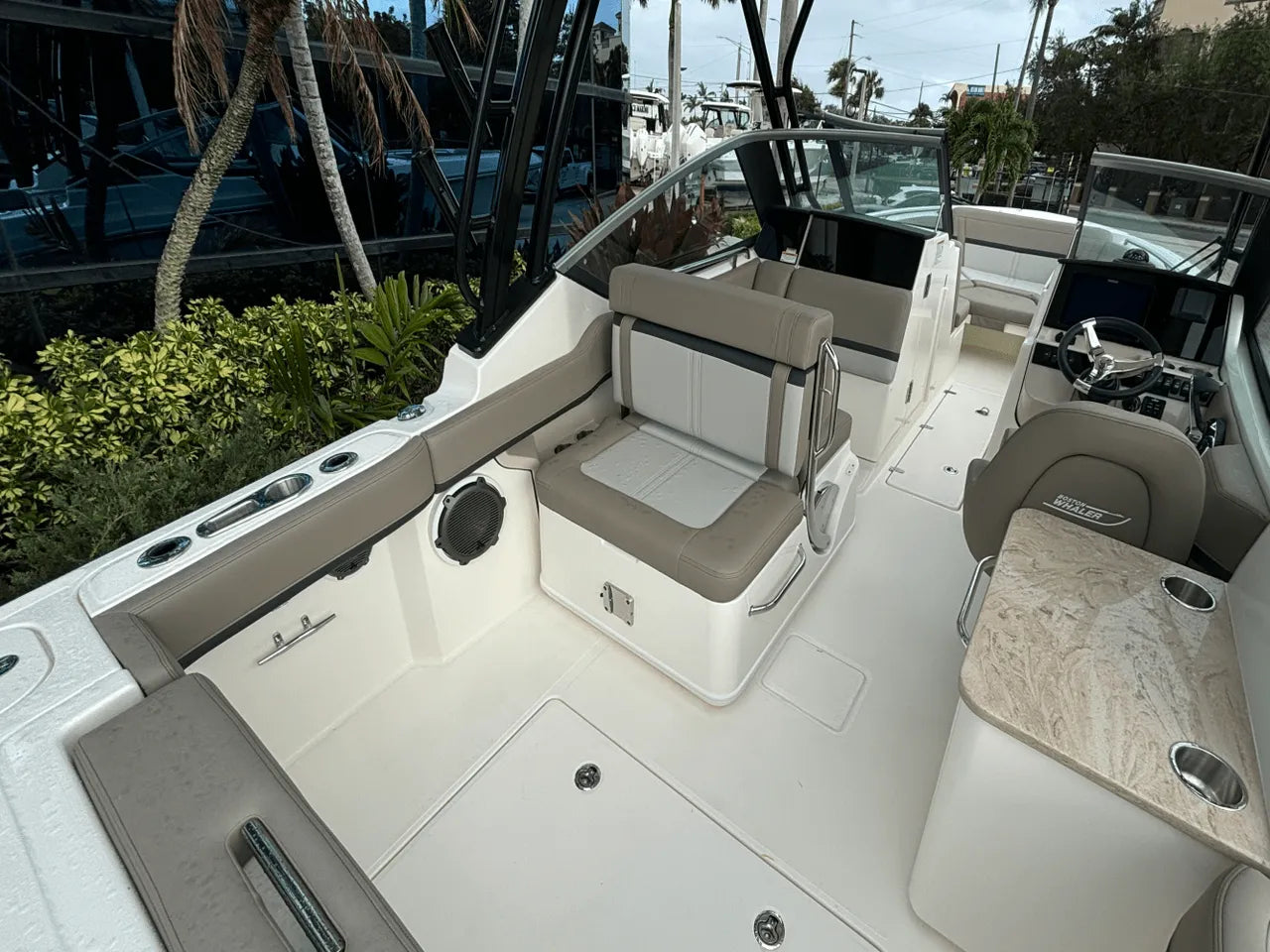 2025 Boston Whaler 240 Vantage 24.0 feet, Clearwater, Florida #7