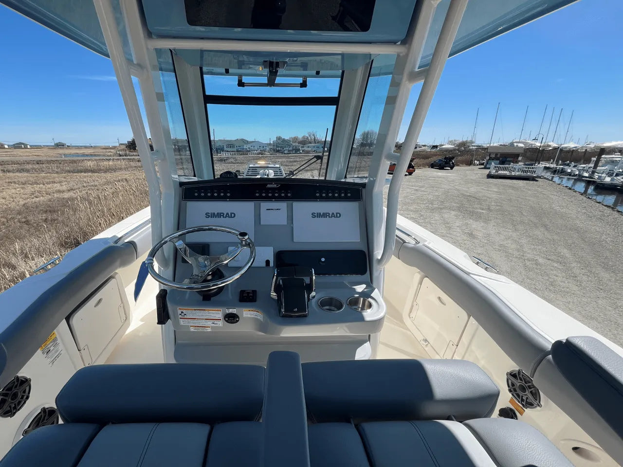 2025 Boston Whaler 250 Outrage 25.0 feet, Clearwater, Florida #7