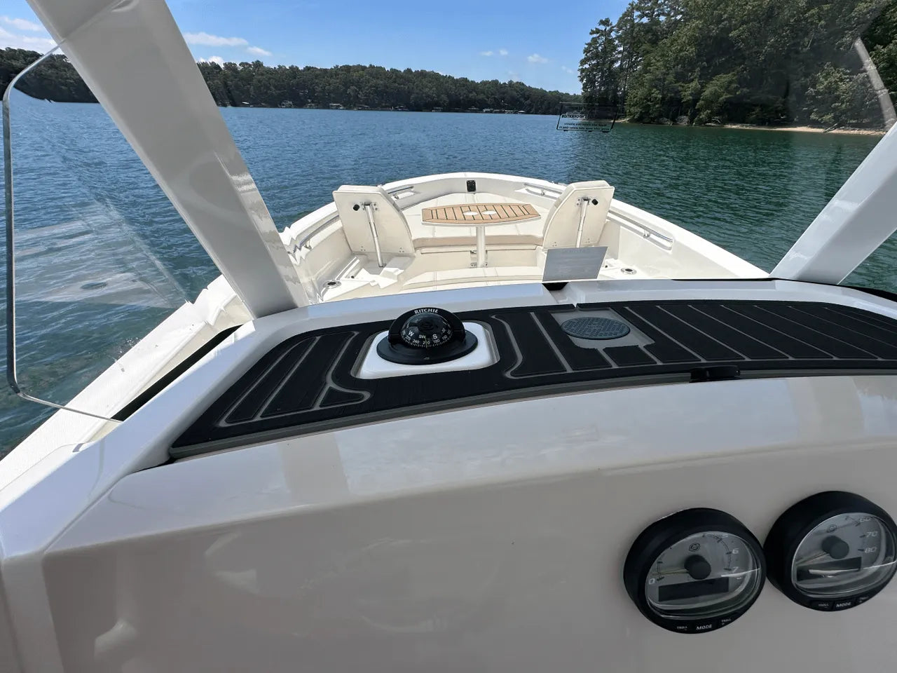 2025 Boston Whaler 250 Dauntless 25.0 feet, Clearwater, Florida #26