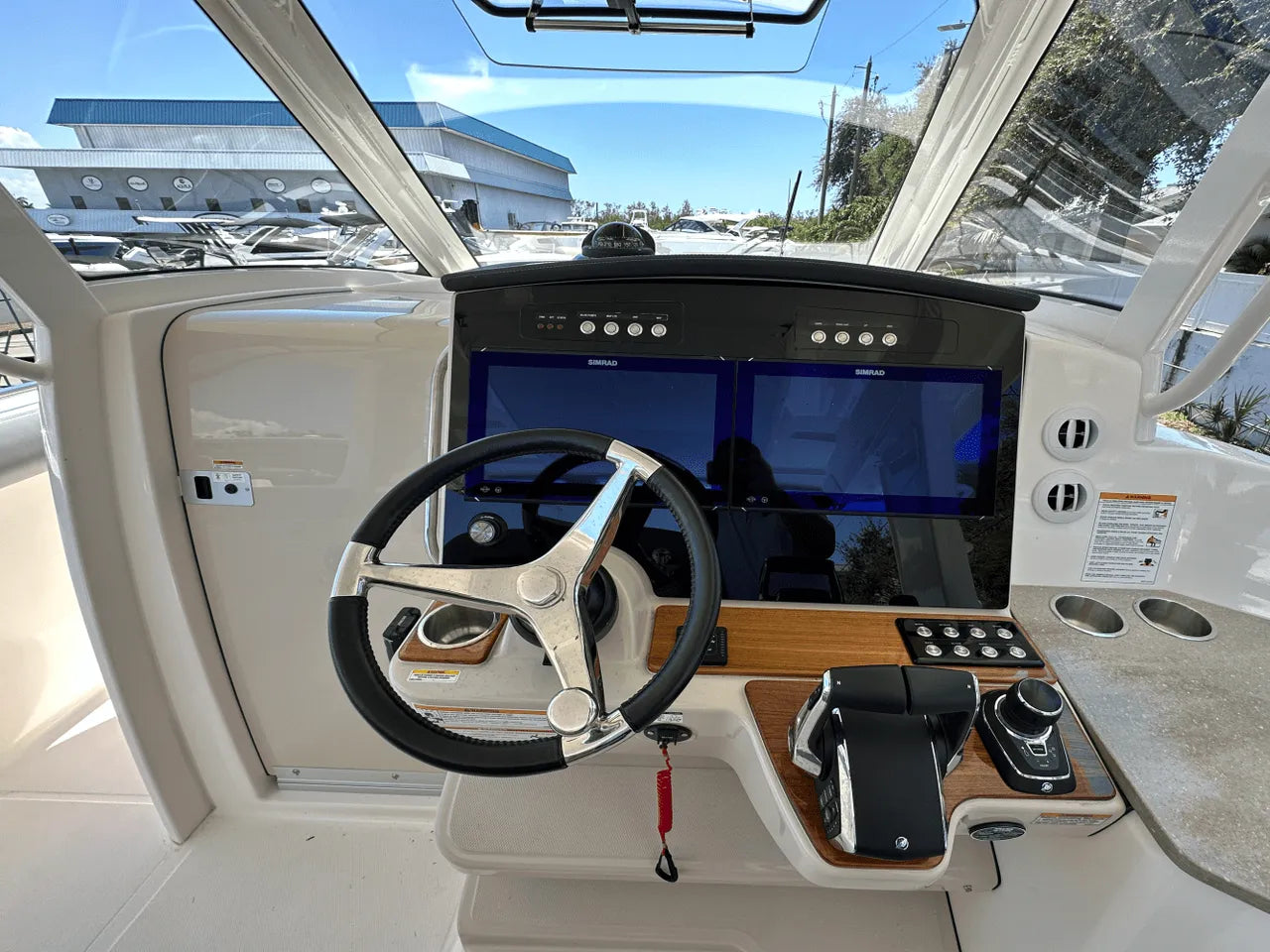 2025 Boston Whaler 350 Realm 35.0 feet, Clearwater, Florida #23