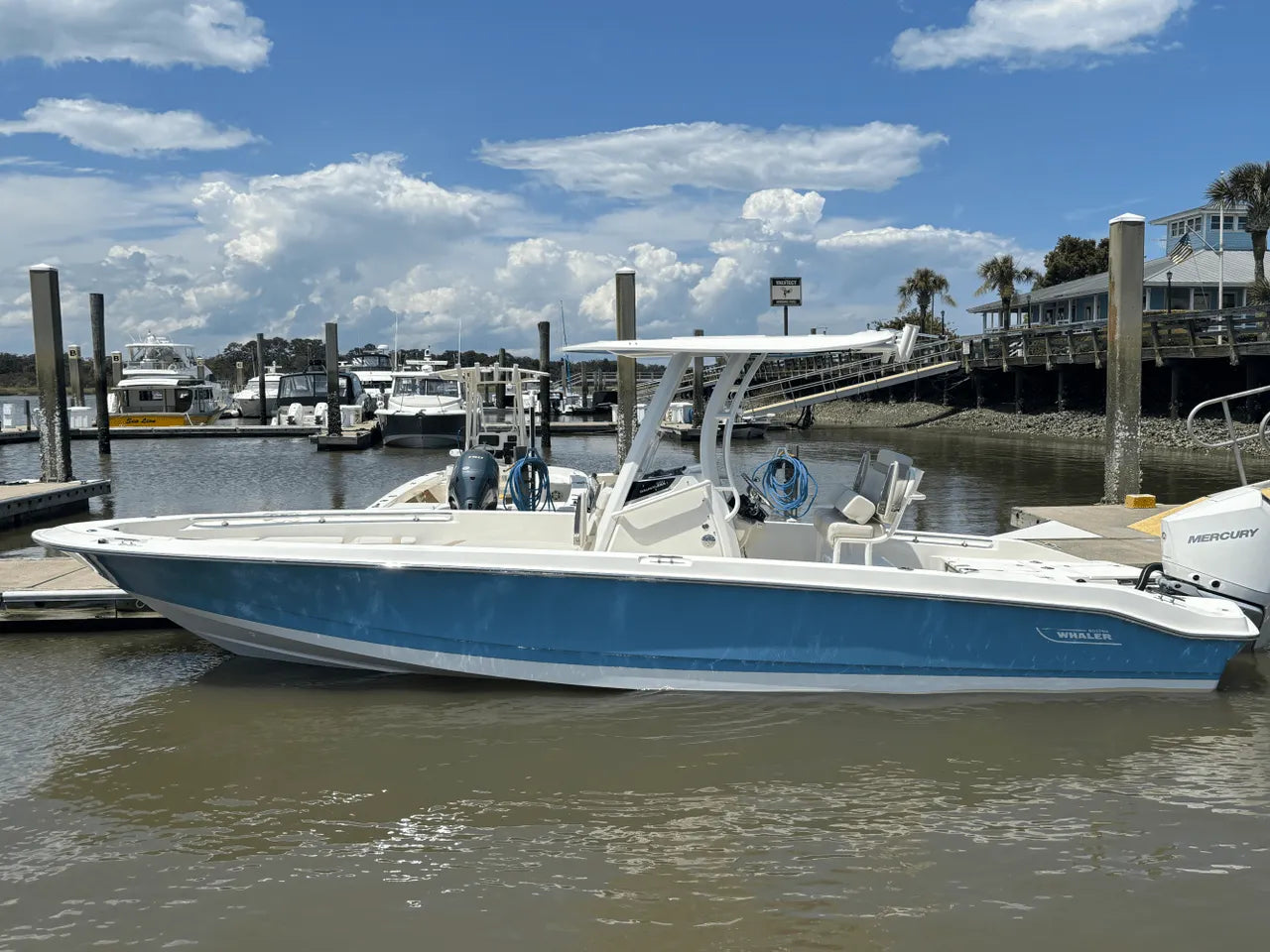 2025 Boston Whaler 250 Dauntless 25.0 feet, Clearwater, Florida #1