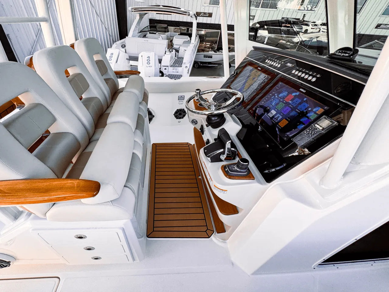 2025 Boston Whaler 360 Outrage 36.0 feet, Clearwater, Florida #24