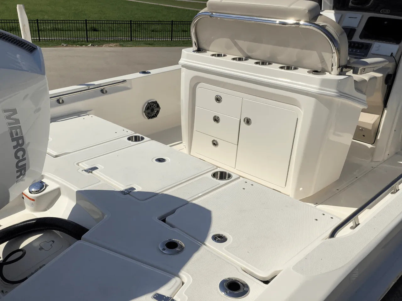 2026 Boston Whaler 250 Dauntless 25.0 feet, Clearwater, Florida #11
