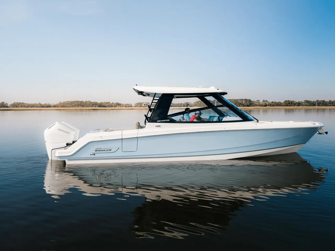 2025 Boston Whaler 330 Vantage 33.0 feet, Clearwater, Florida #1