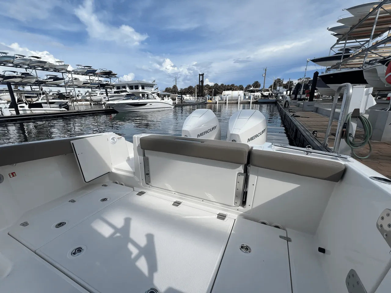 2026 Boston Whaler 280 Vantage 28.0 feet, Clearwater, Florida #21