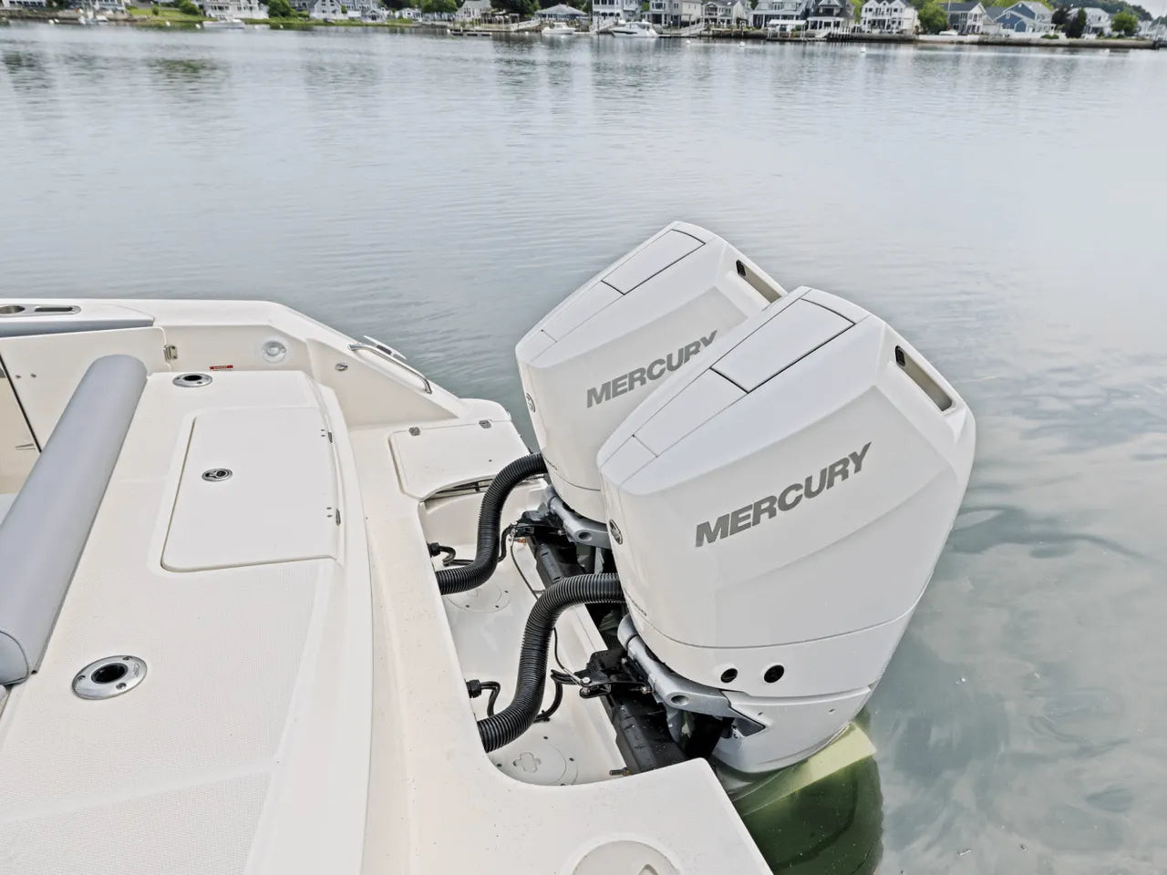 2025 Boston Whaler 330 Outrage 33.0 feet, Clearwater, Florida #8