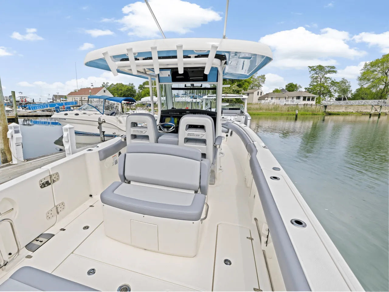 2025 Boston Whaler 330 Outrage 33.0 feet, Clearwater, Florida #11