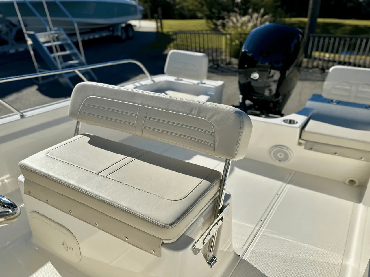 2025 Boston Whaler 190 Montauk 19.0 feet, Clearwater, Florida #10