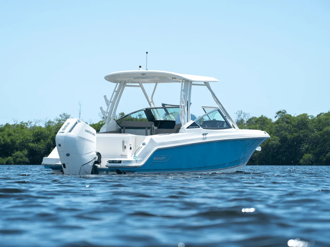 2025 Boston Whaler 240 Vantage 24.0 feet, Clearwater, Florida #24