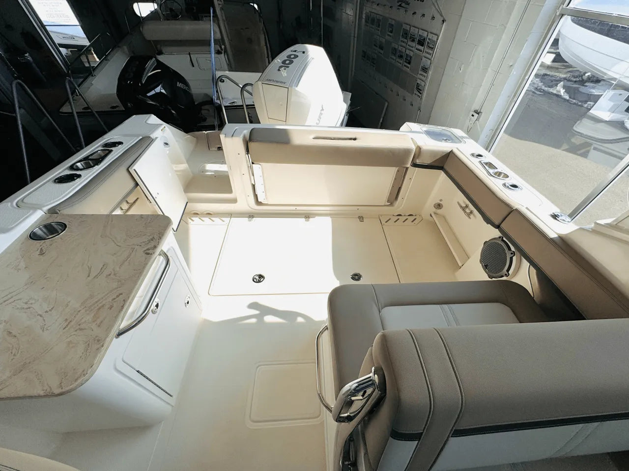 2025 Boston Whaler 240 Vantage 24.0 feet, Clearwater, Florida #13