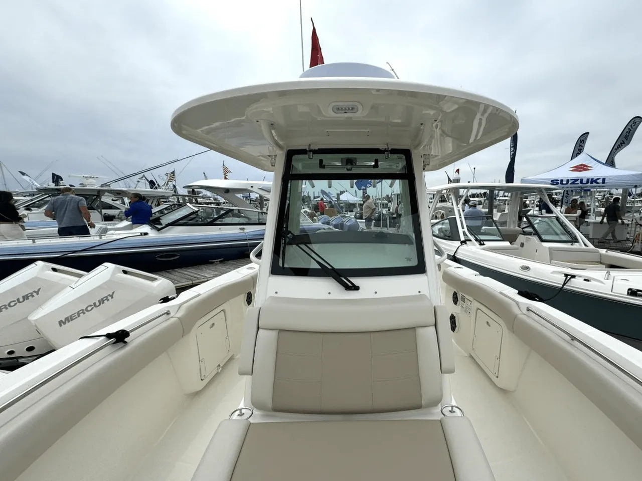2025 Boston Whaler 280 Outrage 28.0 feet, Clearwater, Florida #28