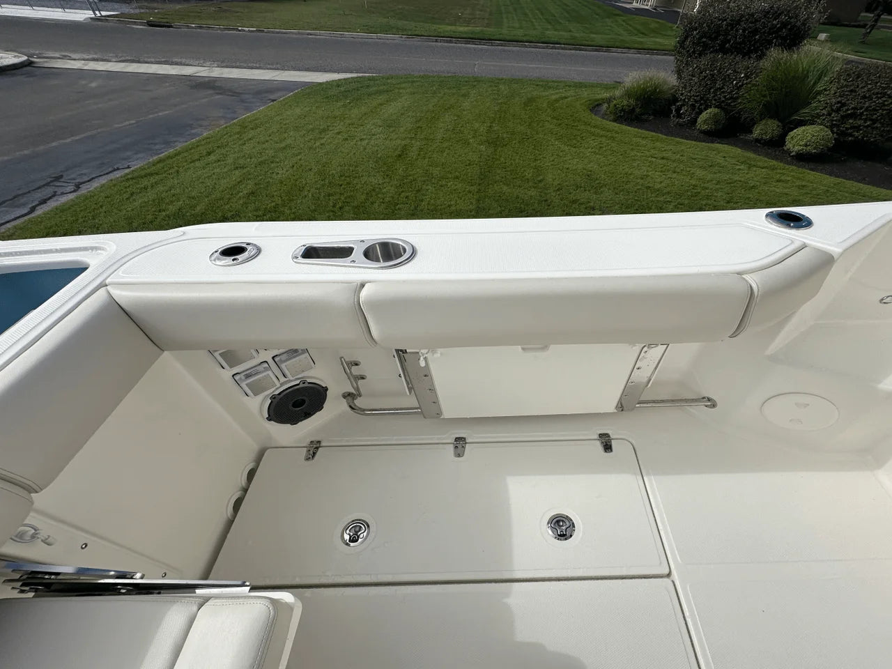 2026 Boston Whaler 325 Conquest 32.0 feet, Clearwater, Florida #14