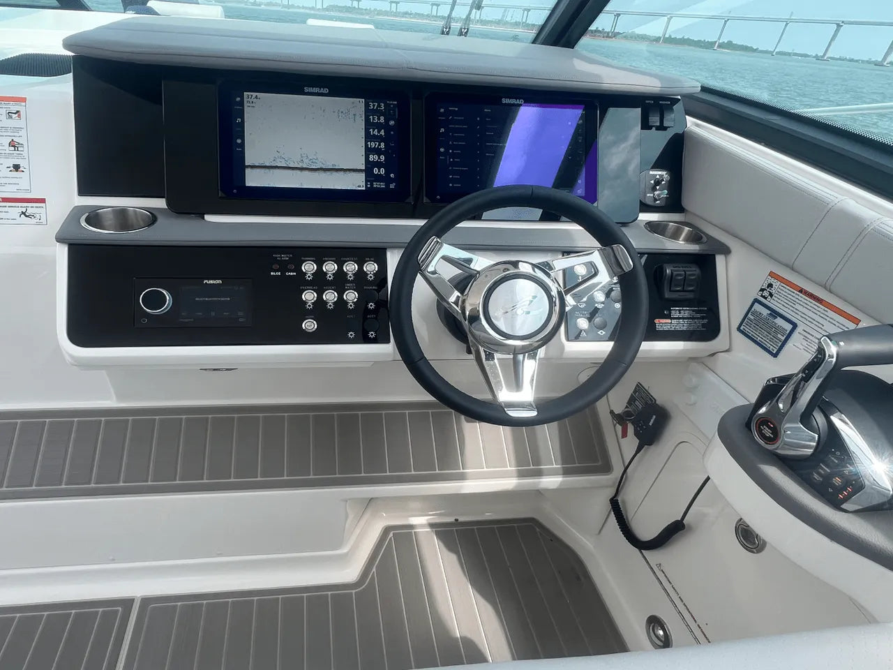 2025 Sea Ray Sundancer 320 Outboard 32.0 feet, Clearwater, Florida #33