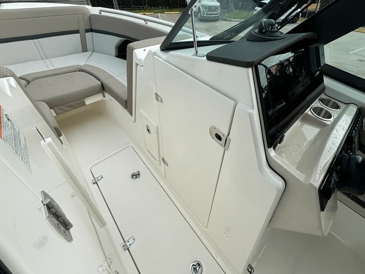 2025 Boston Whaler 240 Vantage 24.0 feet, Clearwater, Florida #23