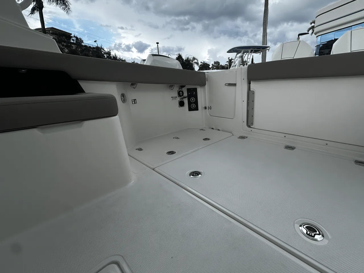 2026 Boston Whaler 280 Vantage 28.0 feet, Clearwater, Florida #10