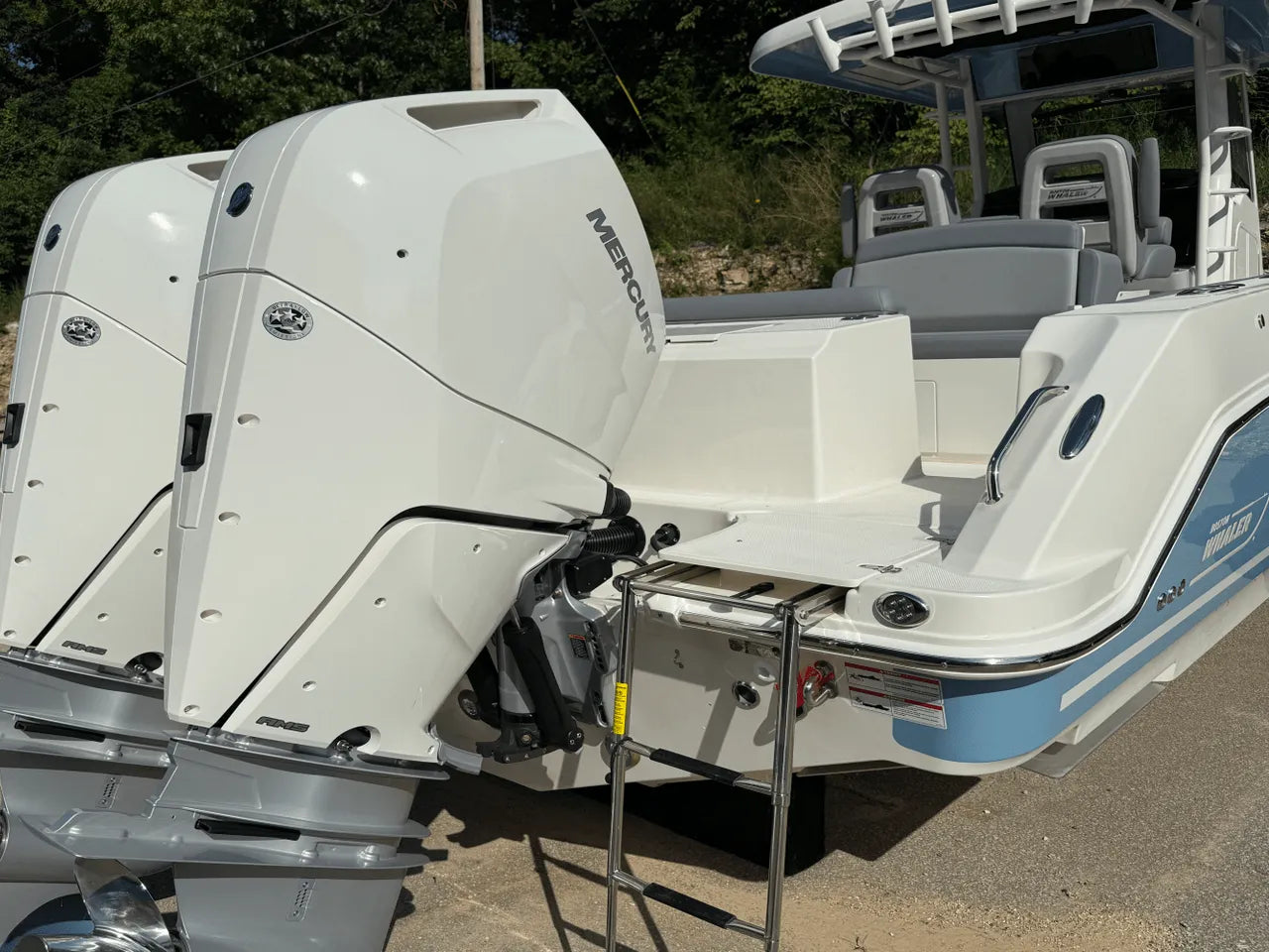 2025 Boston Whaler 330 Outrage 33.0 feet, Clearwater, Florida #10