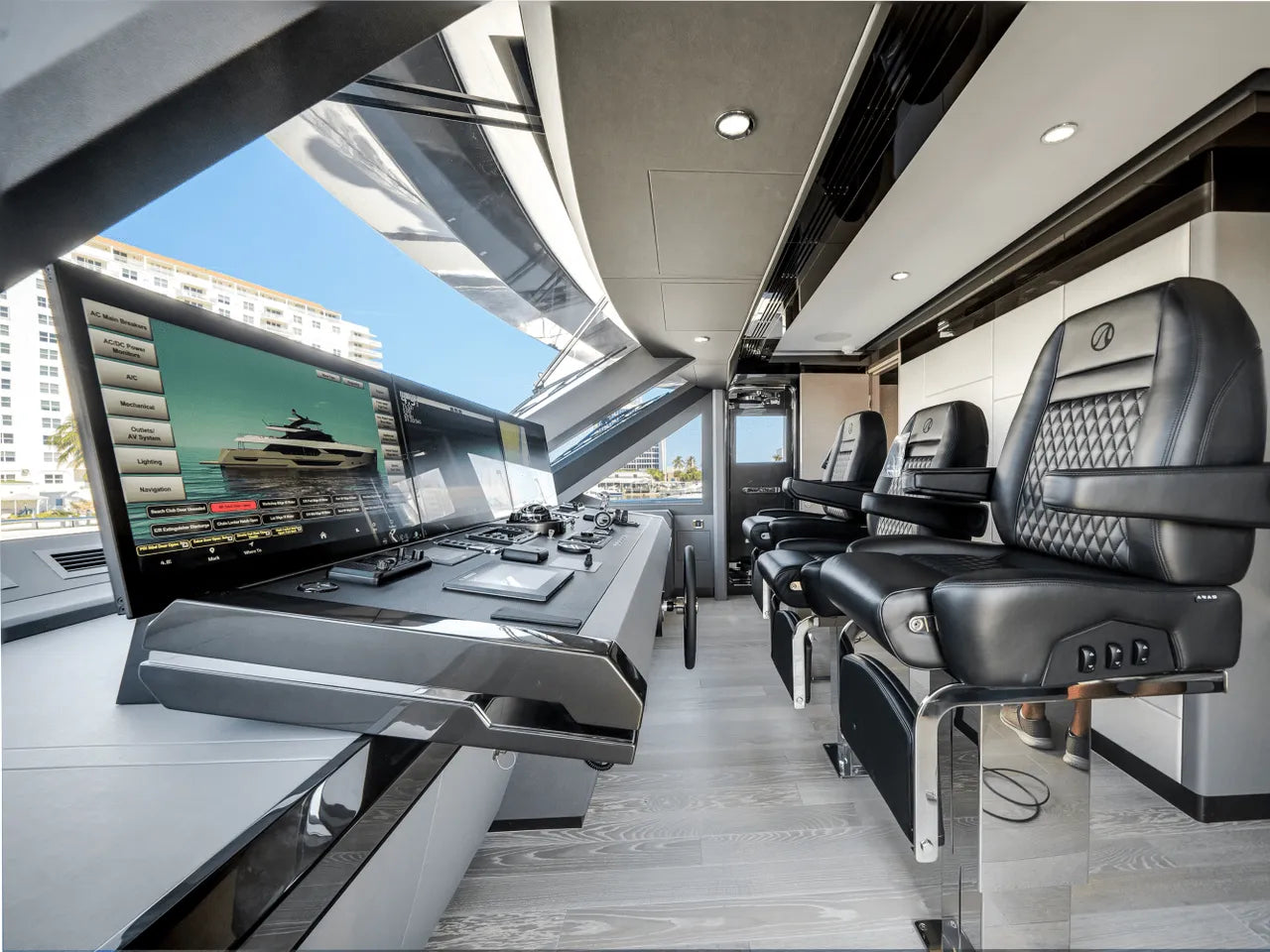 2025 Ocean Alexander 35R 117.0 feet, Clearwater, Florida #44