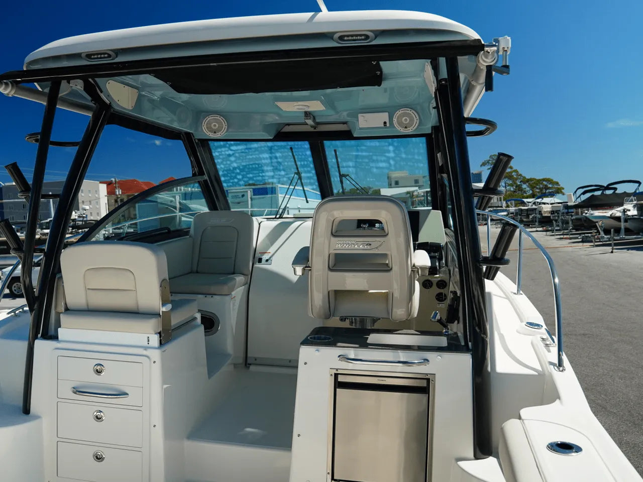 2025 Boston Whaler 285 Conquest 28.0 feet, Clearwater, Florida #11