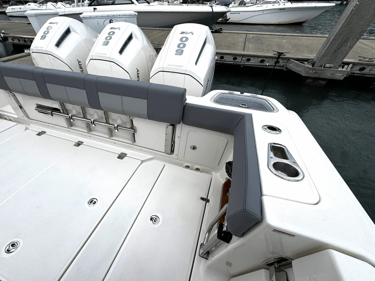 2025 Boston Whaler 420 Outrage 42.0 feet, Clearwater, Florida #7
