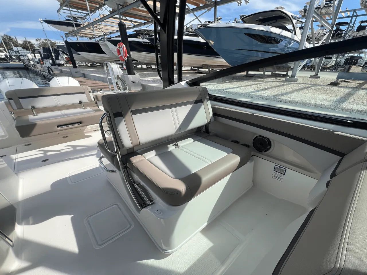 2026 Boston Whaler 280 Vantage 28.0 feet, Clearwater, Florida #33