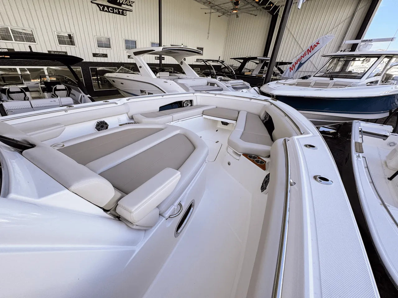 2025 Boston Whaler 360 Outrage 36.0 feet, Clearwater, Florida #45