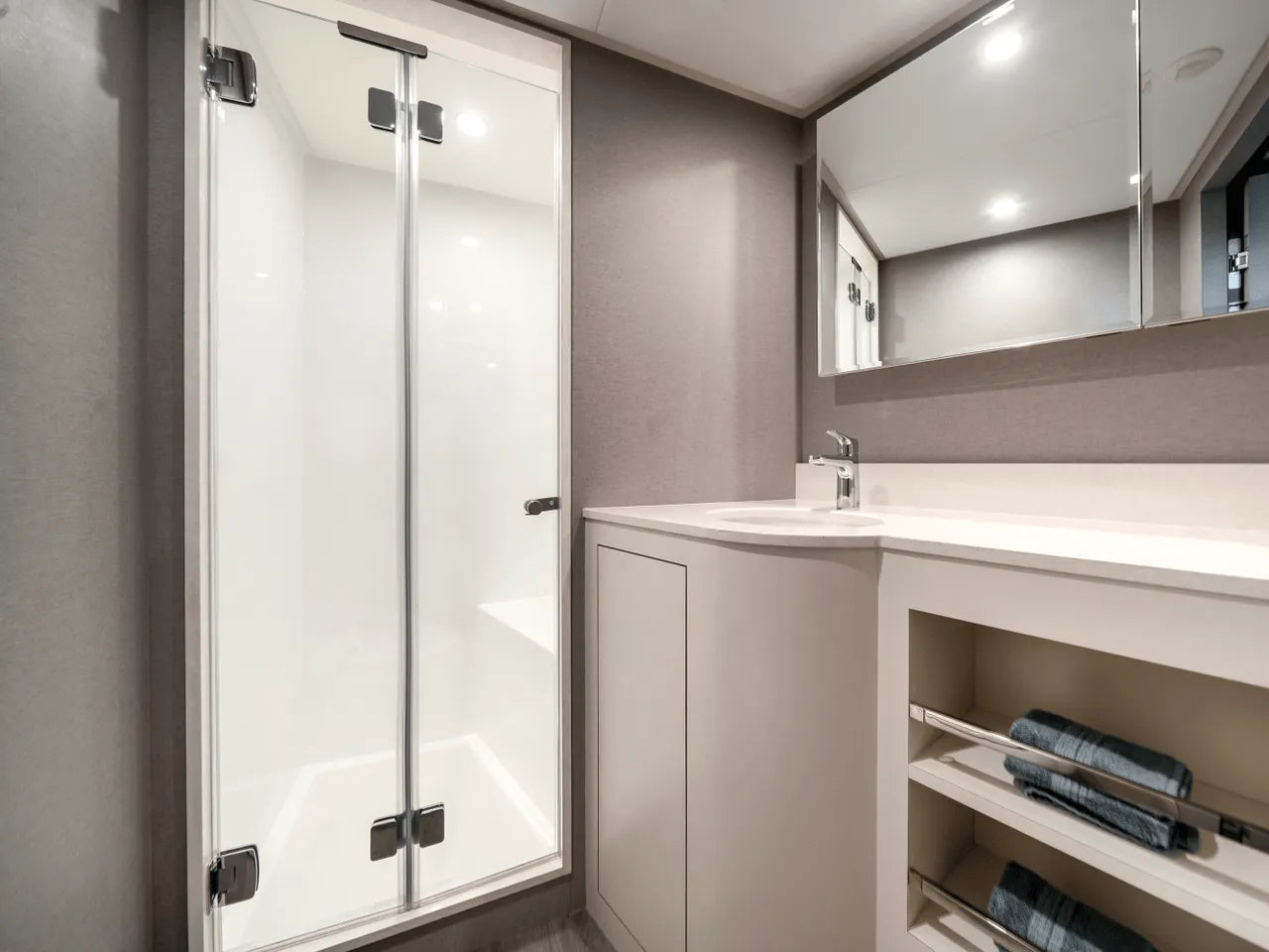 2025 Ocean Alexander 35R 117.0 feet, Clearwater, Florida #79