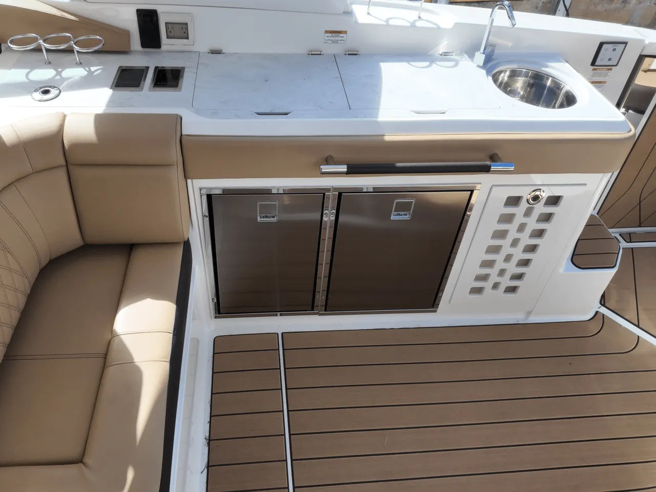 2025 Sea Ray SLX 400 Outboard 40.0 feet, Clearwater, Florida #9