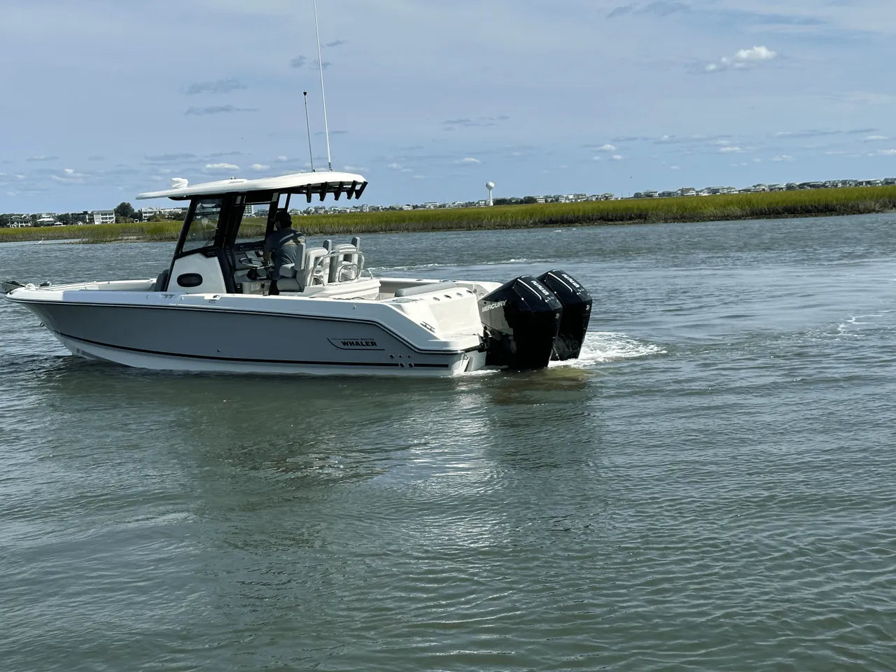 2025 Boston Whaler 250 Outrage 25.0 feet, Clearwater, Florida #7
