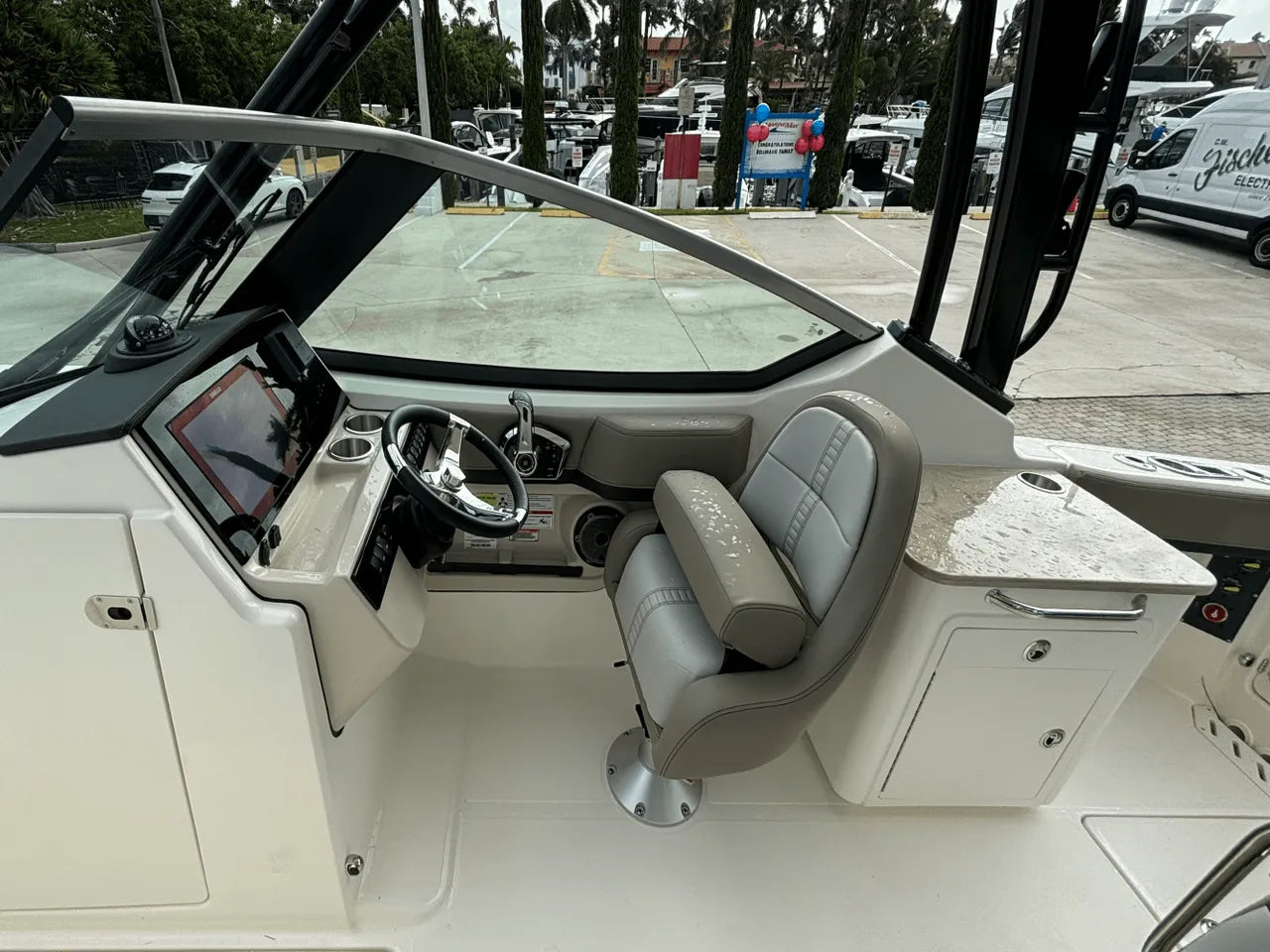 2025 Boston Whaler 240 Vantage 24.0 feet, Clearwater, Florida #15
