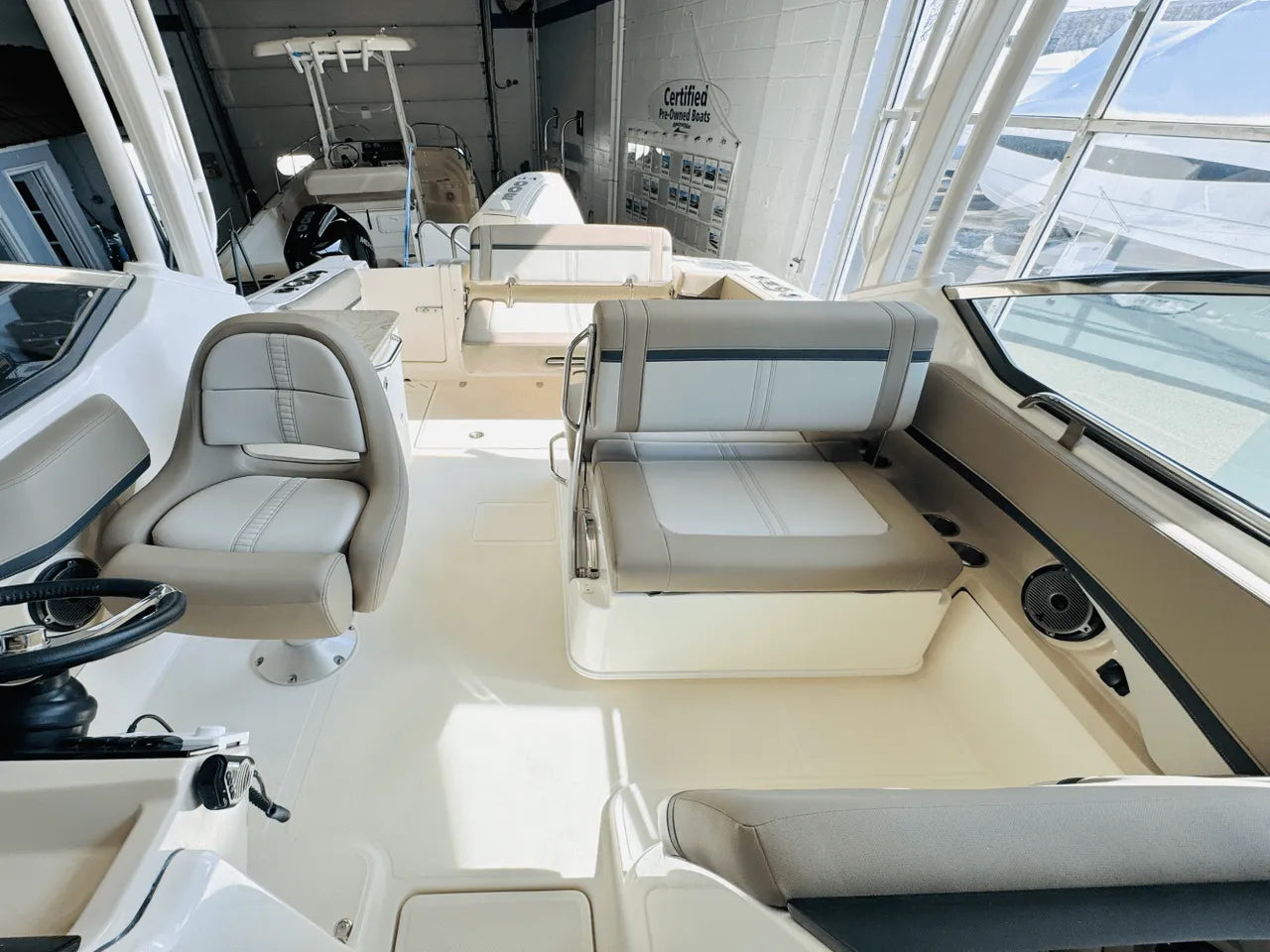 2025 Boston Whaler 240 Vantage 24.0 feet, Clearwater, Florida #30