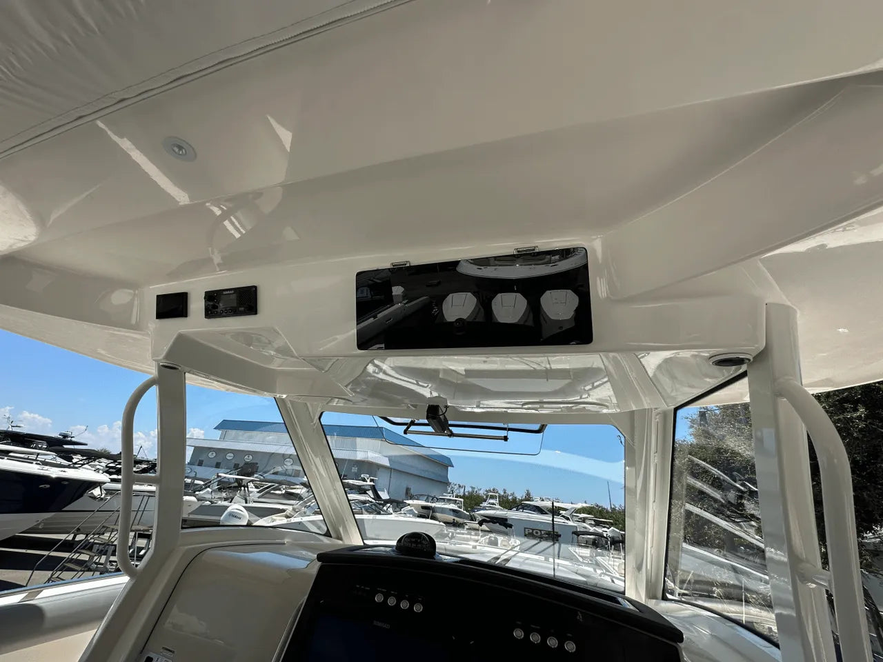2025 Boston Whaler 350 Realm 35.0 feet, Clearwater, Florida #26