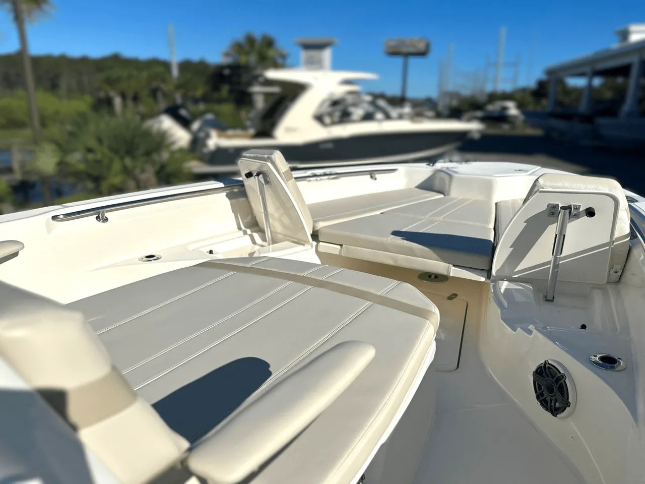 2025 Boston Whaler 280 Dauntless 28.0 feet, Clearwater, Florida #19