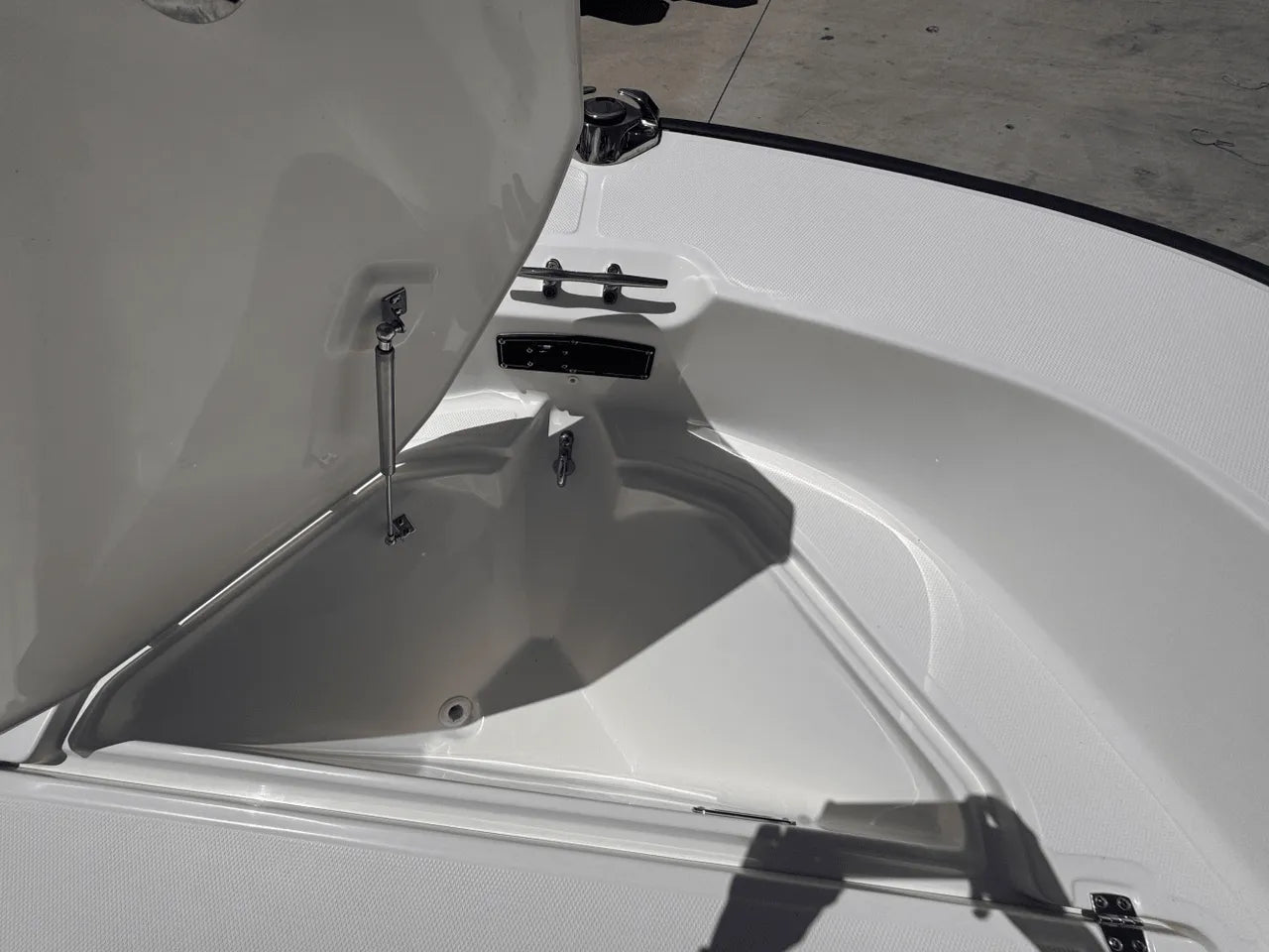 2025 Boston Whaler 170 Montauk 17.0 feet, Clearwater, Florida #21