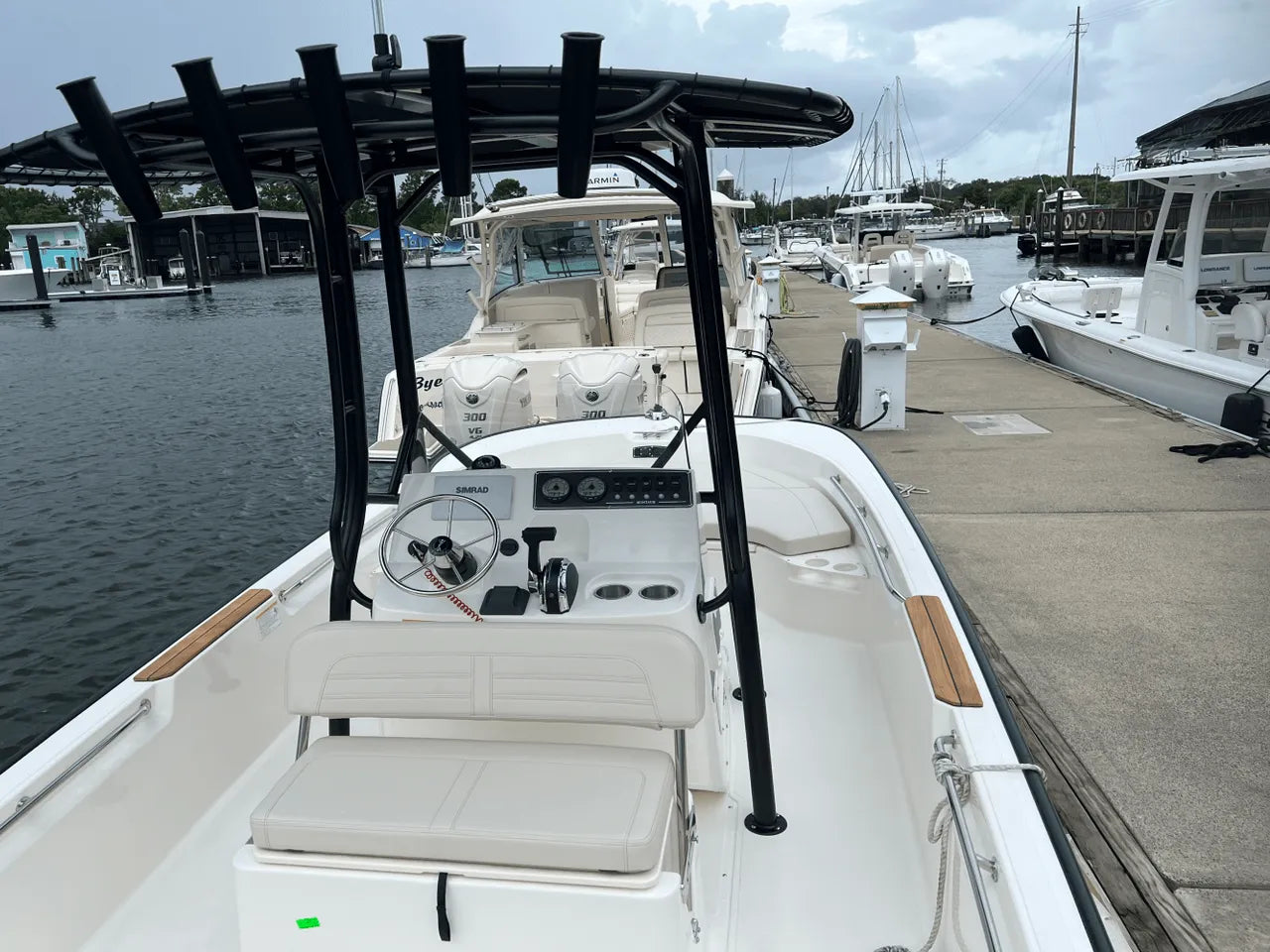 2025 Boston Whaler 190 Montauk 19.0 feet, Clearwater, Florida #7