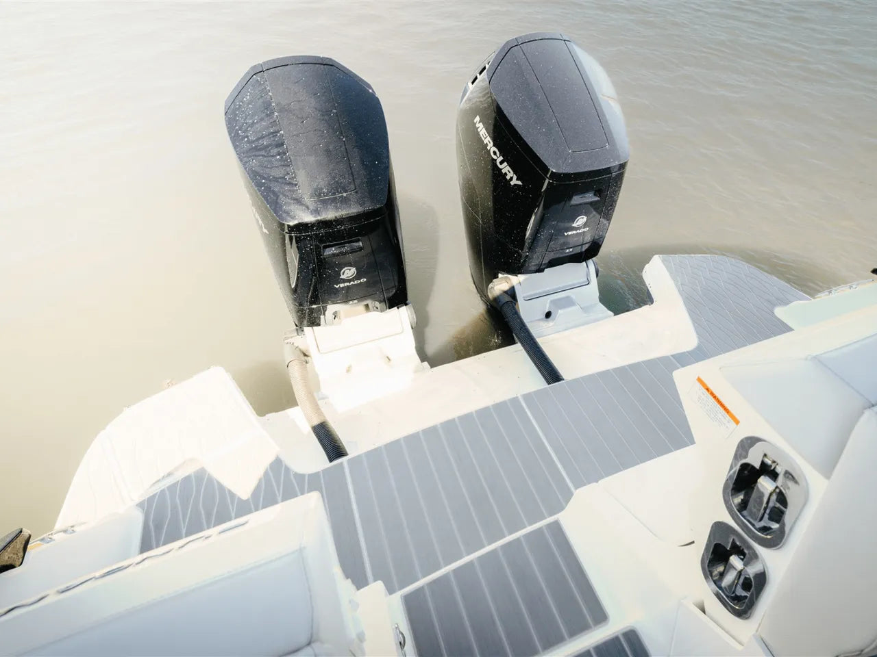 2025 Sea Ray Sundancer 370 Outboard 37.0 feet, Clearwater, Florida #9
